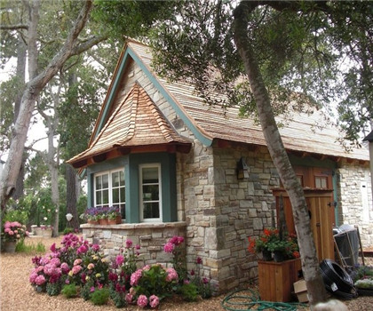 在农村老家建了个小房子,这样装修简单又舒适!