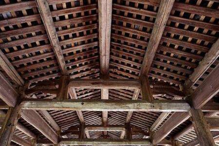 砖木结构屋顶图片